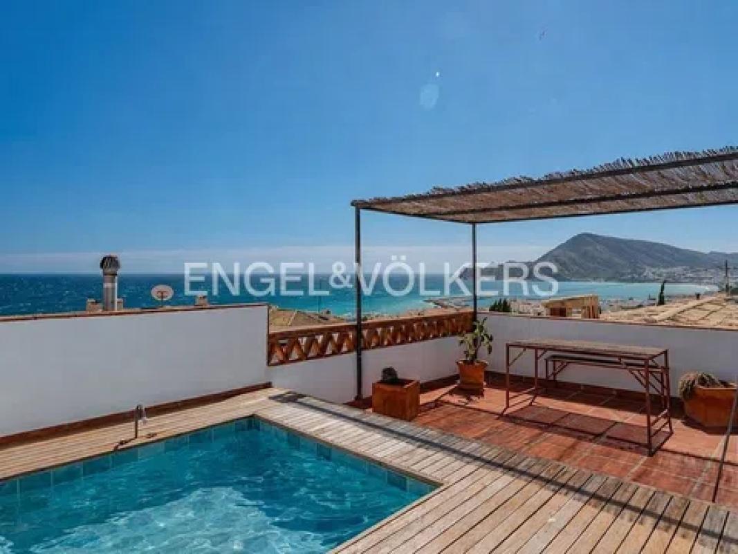 Propiedades en venta y alquiler en España photo 3