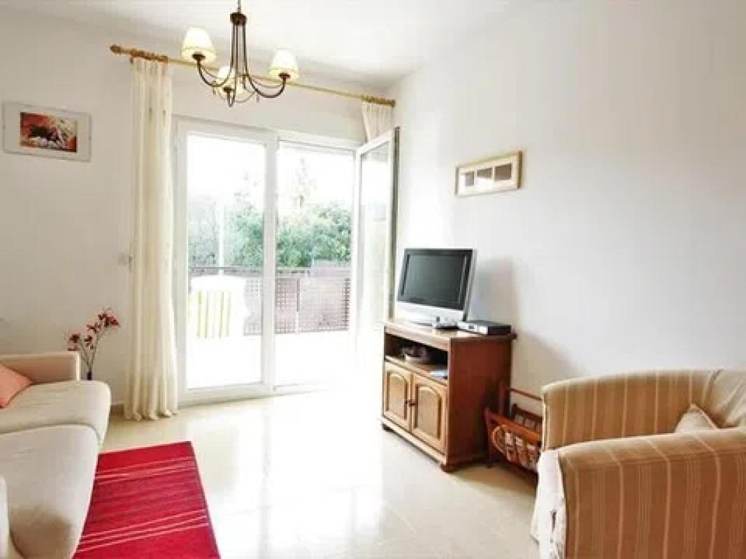 Sale of apartment in Jalón, Jalón
 photo 3