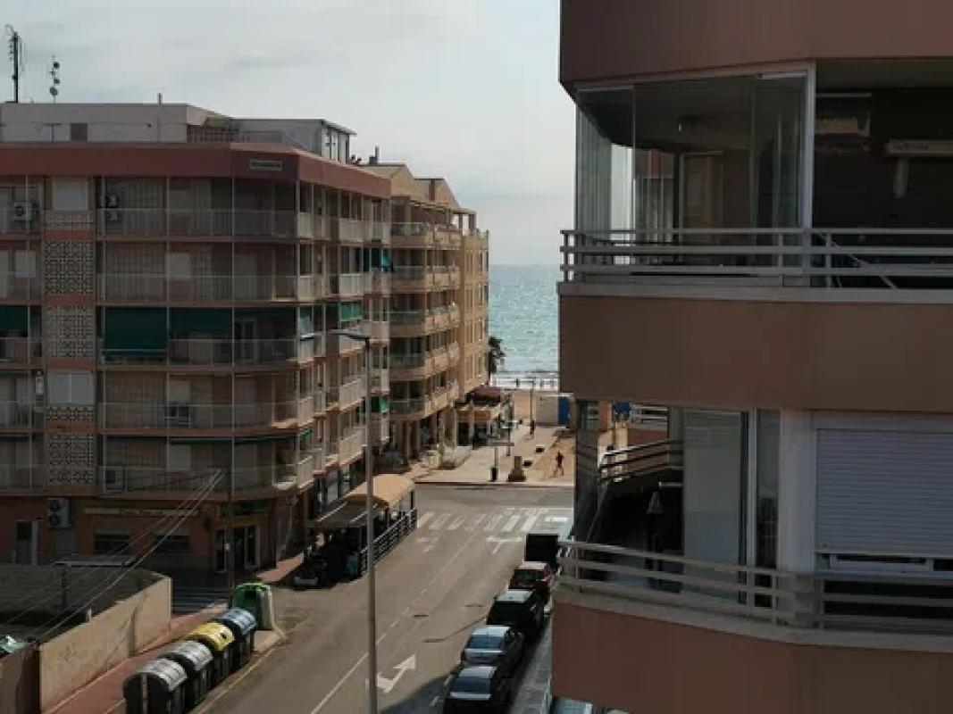 Venta de ático en  Avenida Virgen del Carmen, 11, Torrevieja photo 2