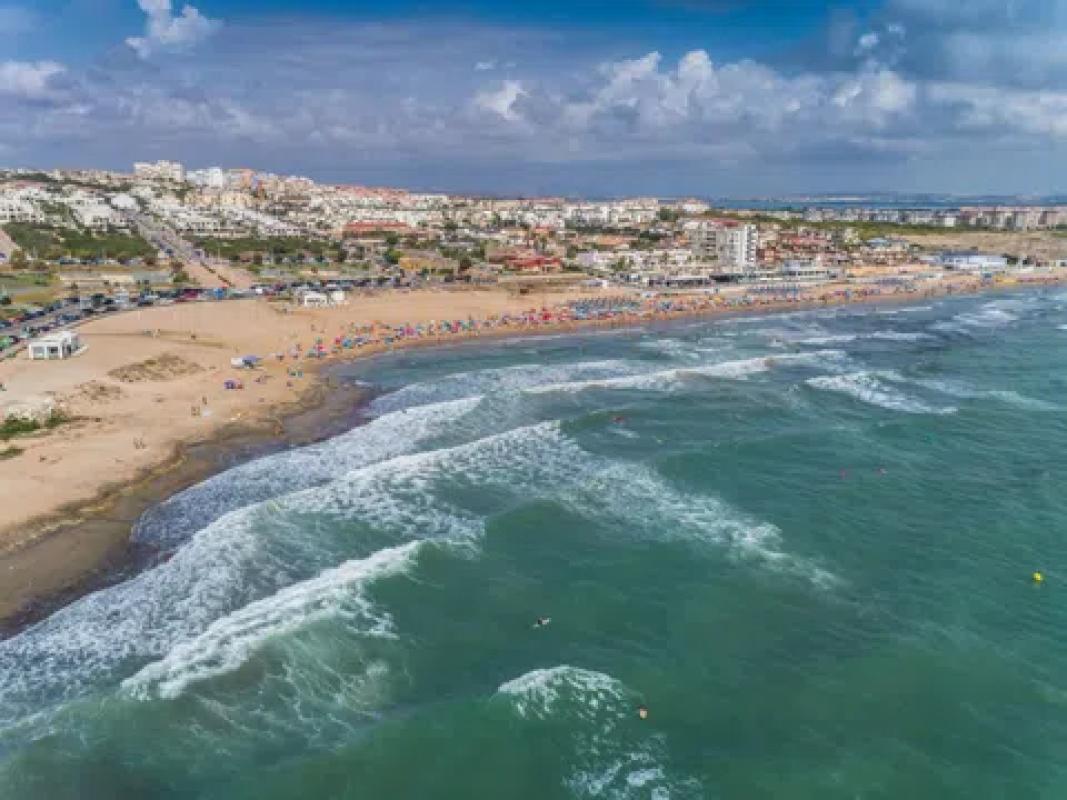 Venta de ático en  Avenida Virgen del Carmen, 11, Torrevieja photo 3