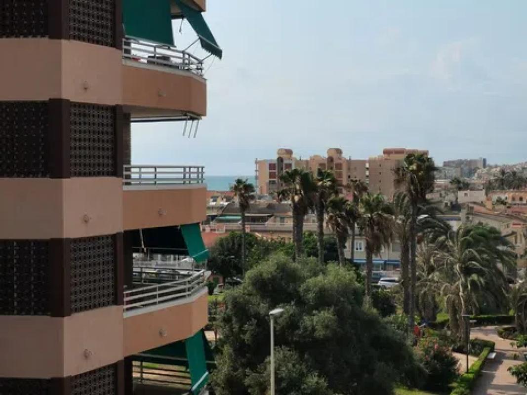 Venta de ático en  Avenida Virgen del Carmen, 11, Torrevieja photo 5