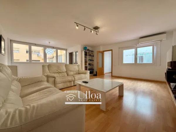 Продажа квартиры на Avenida de Ramón y Cajal, 8, Аликанте / Алакант
 photo 1