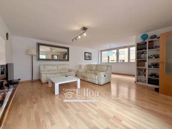 Продажа квартиры на Avenida de Ramón y Cajal, 8, Аликанте / Алакант
 photo 2