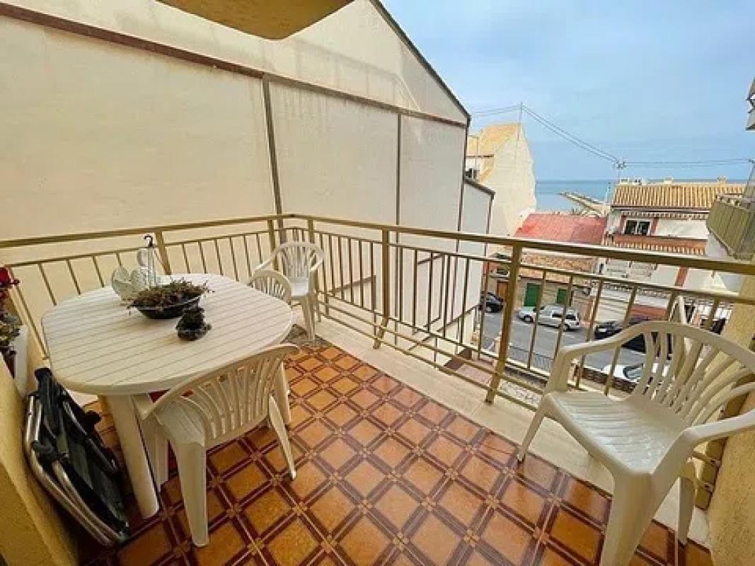 Продажа квартиры на Calle Sant Pere, Эль Кампельо
photo 3