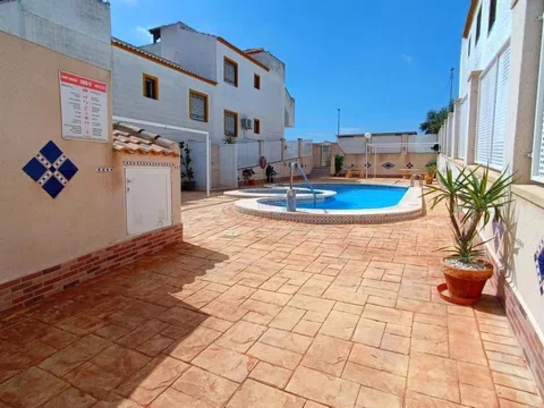 Venta de piso en Desamparados-Hurchillo-Torremendo, Orihuela
 photo 3