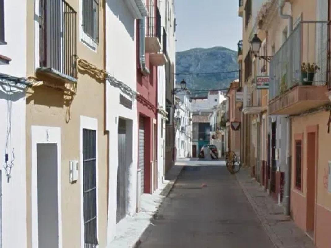 Properties for sale and rent in Spain photo 4