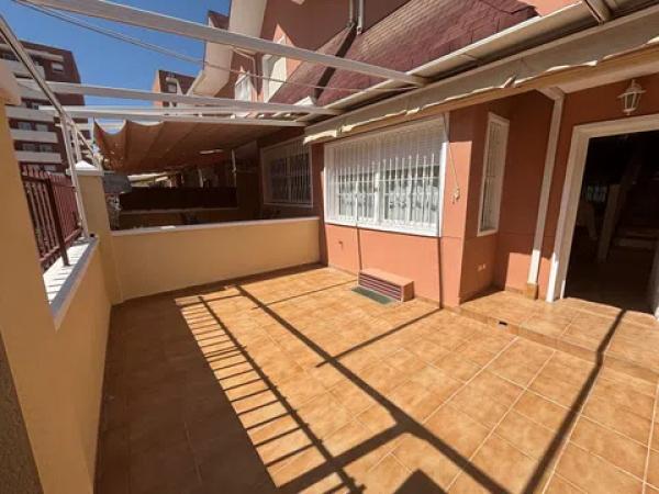 Chalet adosado en calle Alberto Asencio Gonzalvez, 41 thumbnail 1