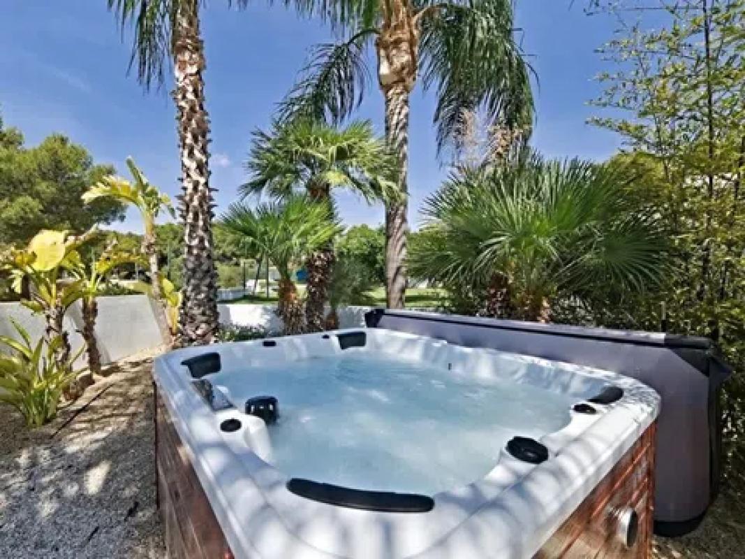 Sale of independent chalet in La Fustera, Benissa
photo 5