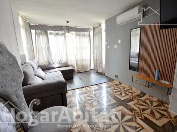 Продажа квартиры на Calle Salvador Allende, Аликанте / Алакант
 photo 1