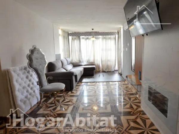 Продажа квартиры на Calle Salvador Allende, Аликанте / Алакант
 photo 2