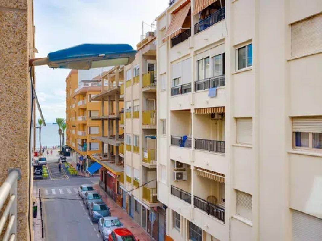 Sale of apartment in Calle Gumersindo, Torrevieja
photo 5