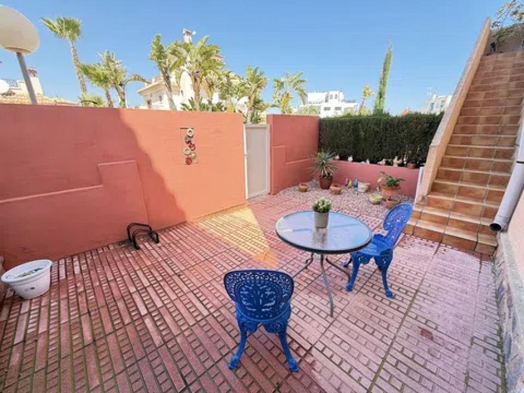 Venta de piso en Barrio La Zenia, Orihuela
photo 2
