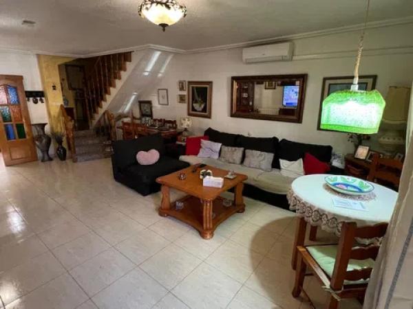 Chalet pareado en calle Callosa del Segura, 26 photo 3