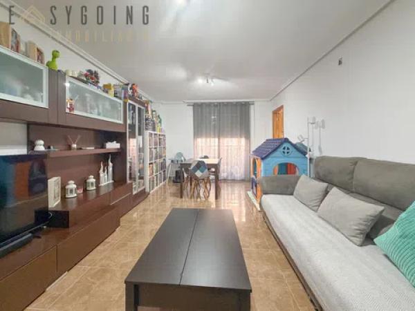 Продажа квартиры на Calle Antonio Orts, Бенихофар
photo 1