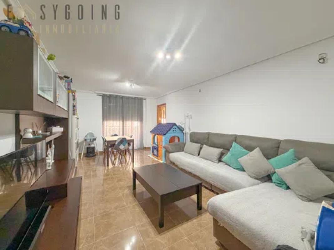 Продажа квартиры на Calle Antonio Orts, Бенихофар
 photo 2