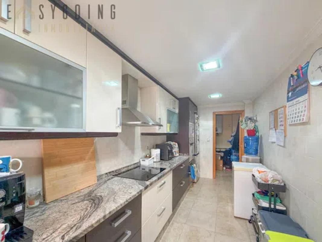 Продажа квартиры на Calle Antonio Orts, Бенихофар
 photo 3