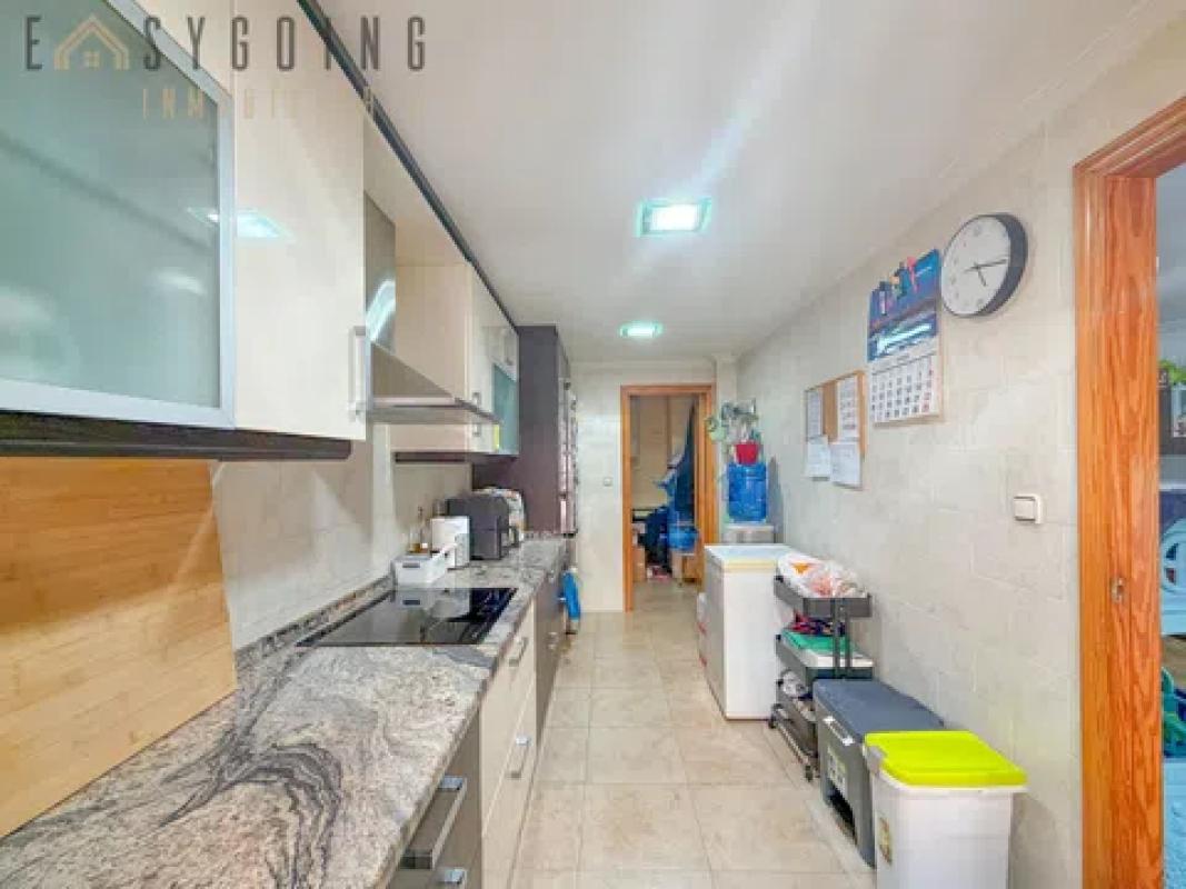 Продажа квартиры на Calle Antonio Orts, Бенихофар
 photo 4