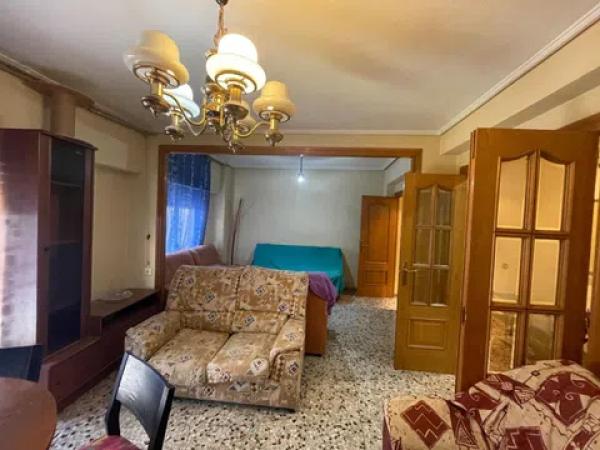 Venta de piso en Barrio Carrús Oeste, Elche / Elx
thumbnail 2