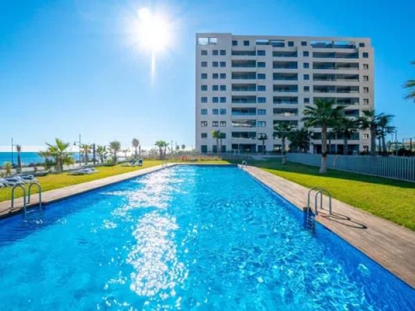 Ático en venta en Barrio Centro - Muelle Pesquero, Torrevieja thumbnail 1