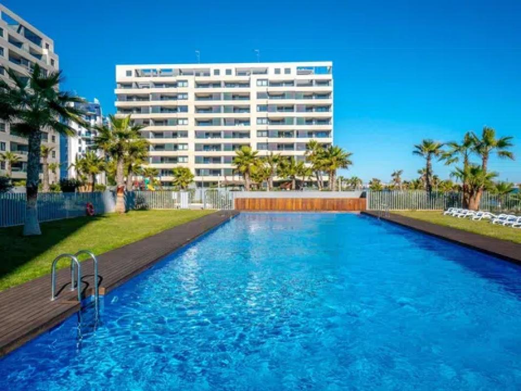 Venta de ático en Barrio Centro - Muelle Pesquero, Torrevieja photo 3