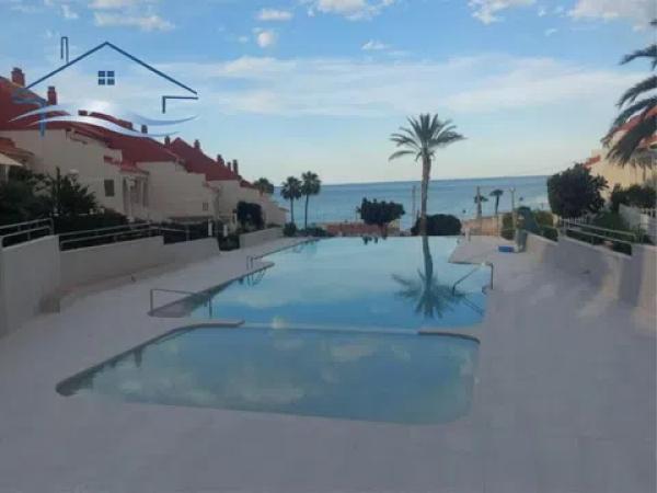 Chalet adosado thumbnail 2