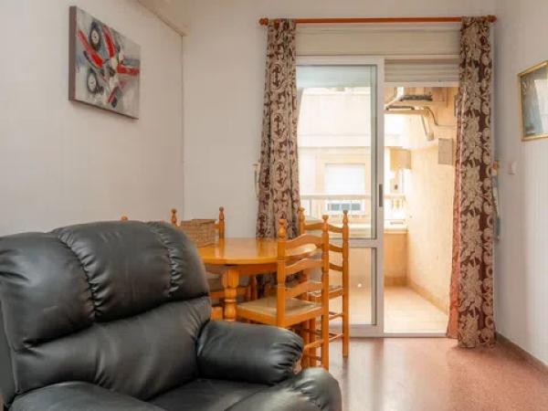 Venta de piso en Calle San Pascual, Torrevieja
 photo 3