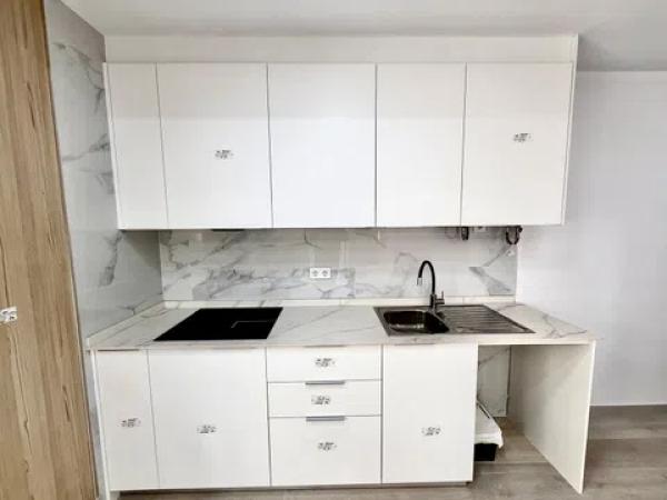 Sale of flat in Calle Girona, Alicante
 photo 4