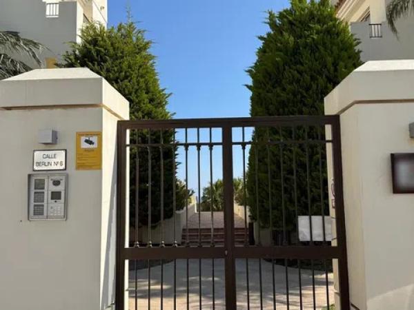 Duplex na sprzedaż w Calle Isla Mallorca, 14, Finestrat photo 3