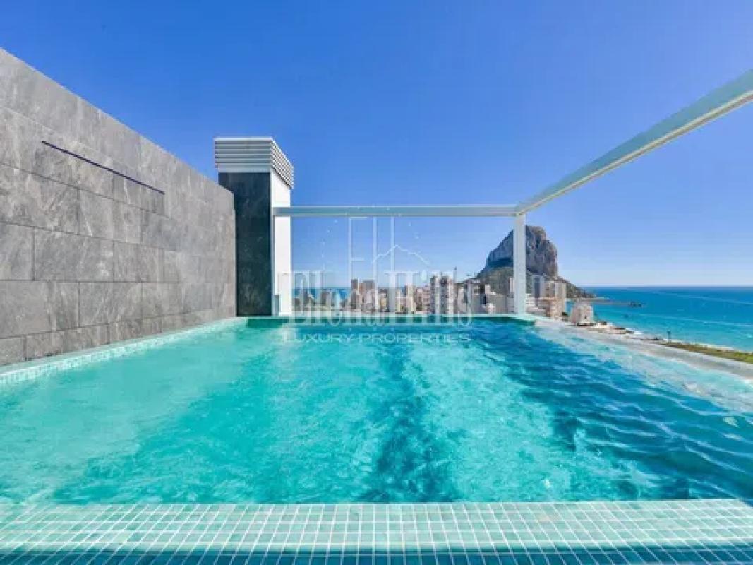 Penthouse sale in  Calle Letonia, Calpe photo 2