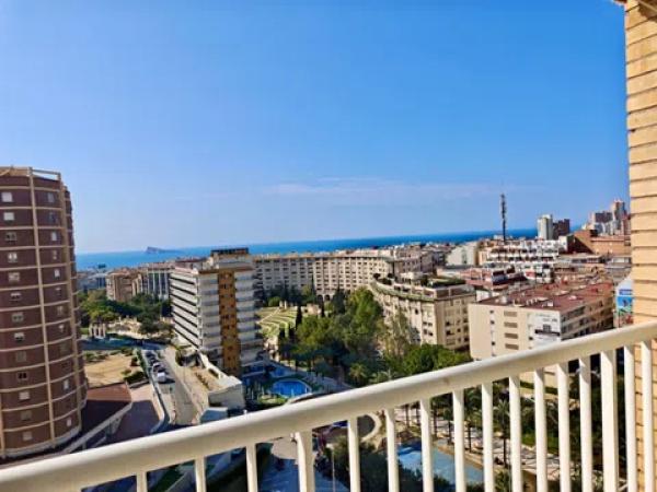 Sale of flat in Pueblo Levante, Benidorm
thumbnail 2