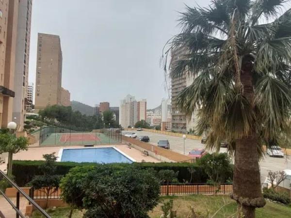 Venta de piso en Playa de Poniente, Benidorm
 photo 1