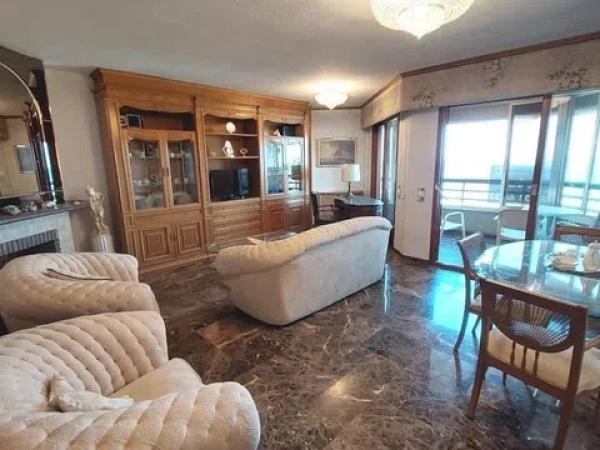 Sale of flat in Barrio Casco Histórico-Santa Cruz, Alicante
thumbnail 1