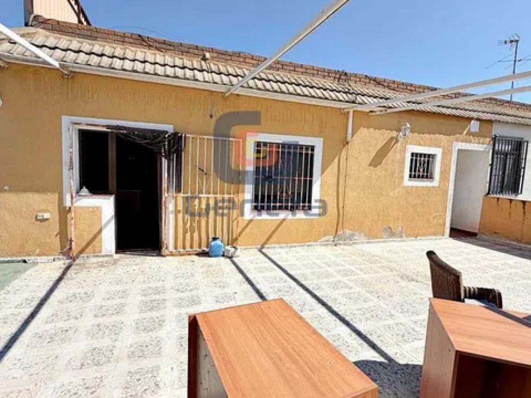 Venta de piso en Alzabares, Elche / Elx
photo 1