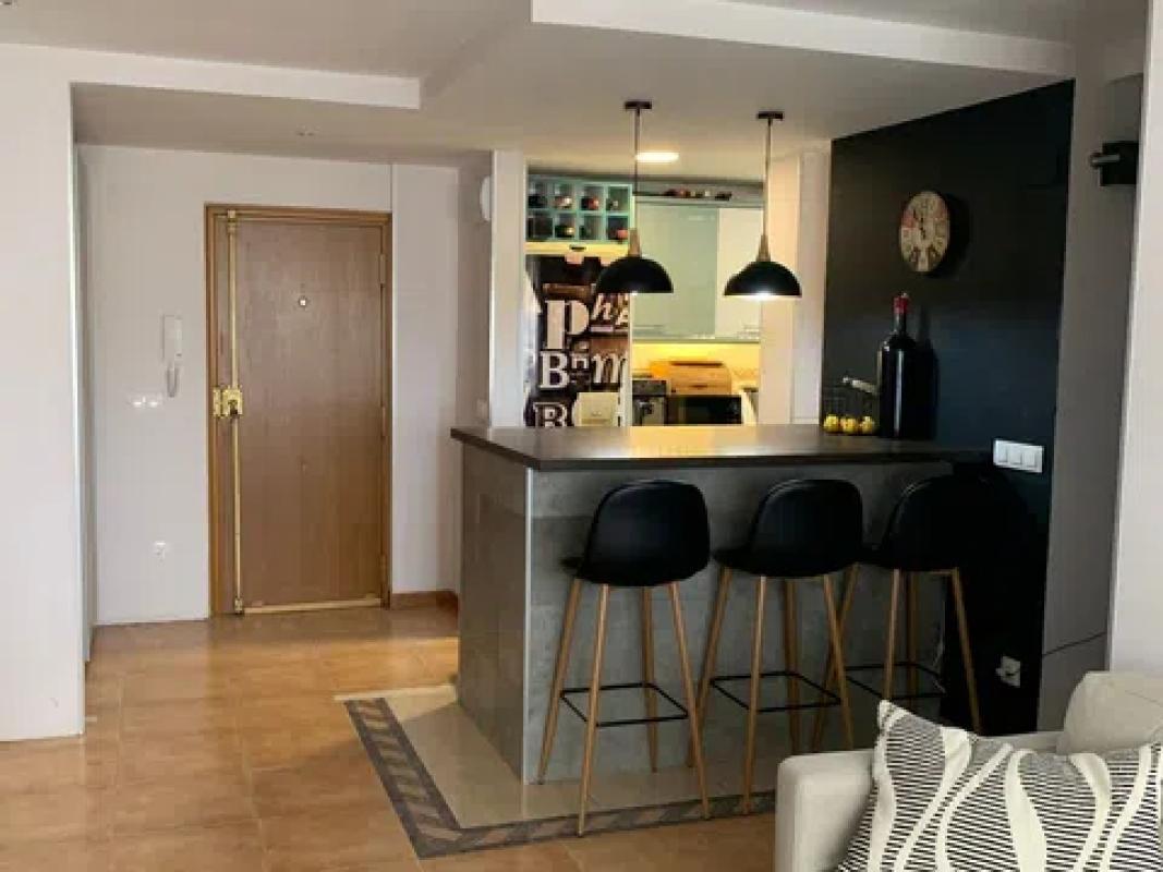 Venta de piso en Calle Pintor Pedro Camacho, 5, Alicante / Alacant
photo 3
