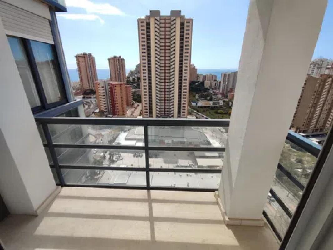 Продажа квартиры на Calle Langreo, Бенидорм
photo 2