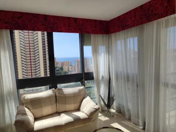 Sale of flat in Calle Langreo, Benidorm
thumbnail 2