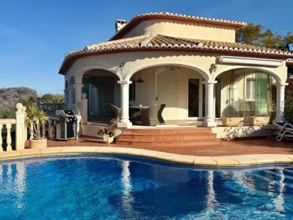 Chalet independiente en venta en Barrio Ensanche-Diputación, Alicante / Alacant
 photo 3