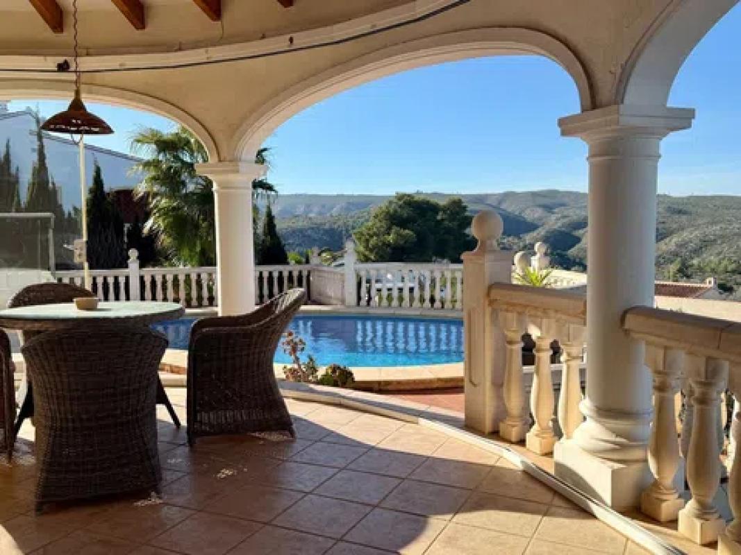 Venta de chalet independiente en Barrio Ensanche-Diputación, Alicante / Alacant
photo 4