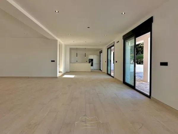 Independent chalet for sale in La Granadella - Costa Nova, Jávea/Xàbia
 photo 4