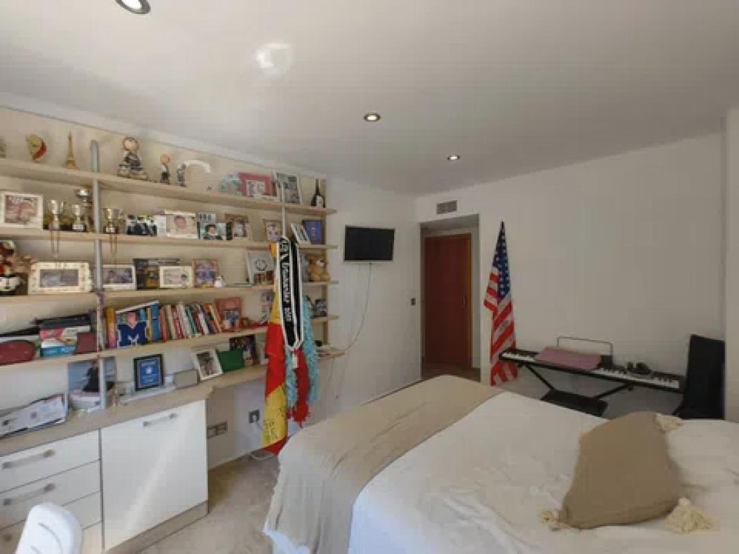 Sale of apartment in Calle Madre Teresa de Calcuta, 4, Alicante
photo 5