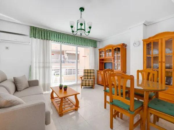 Venta de piso en Calle Galeón, 6, Torrevieja
photo 1