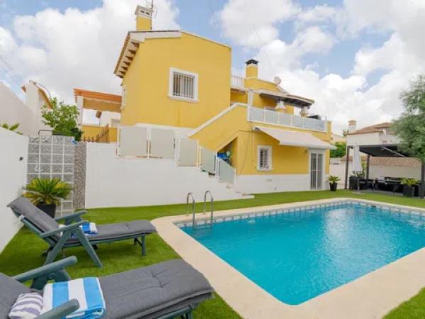 Casa independiente en calle Marbella photo 1