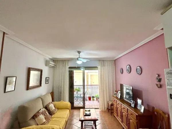 Venta de piso en Calle Bergantin, Torrevieja
thumbnail 1