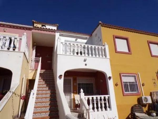 Sprzedaż mieszkania w Barrio Campoamor, Orihuela
photo 1