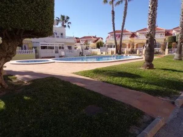 Sprzedaż mieszkania w Barrio Campoamor, Orihuela
 photo 4