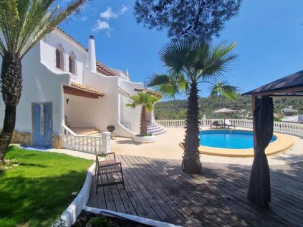Independent chalet for sale in Cometa-Carrió, Calpe
 photo 1