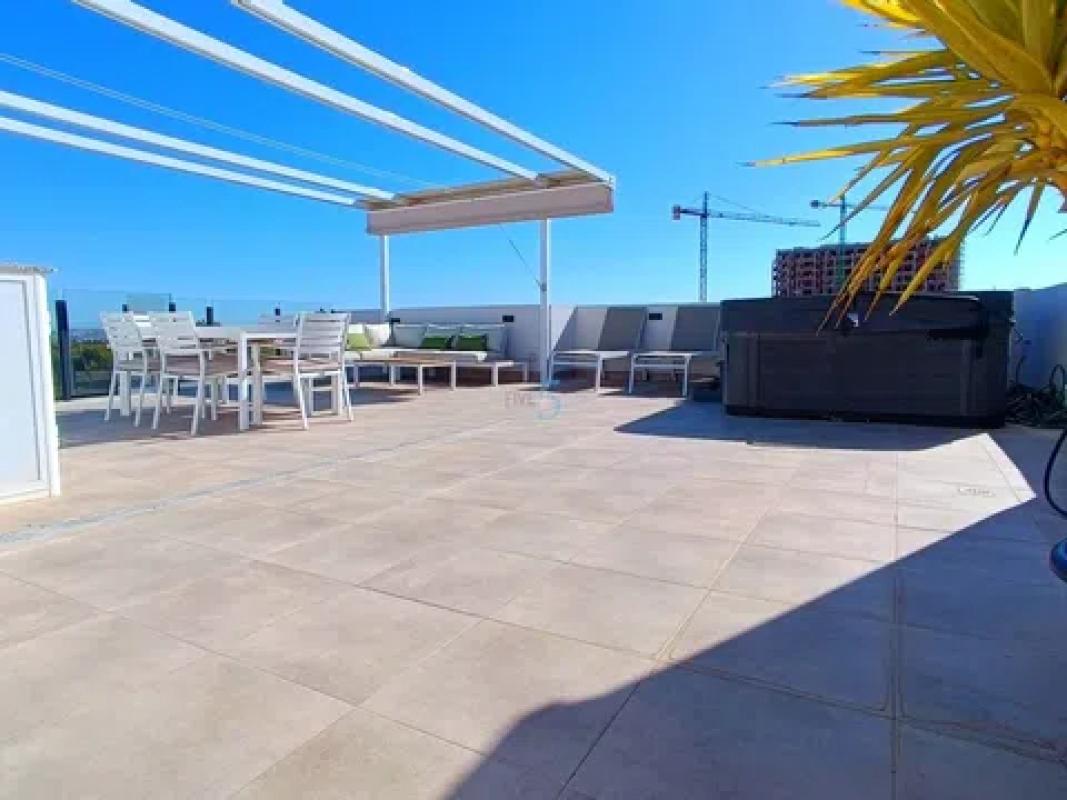 Sale of apartment in Centro, San Miguel de Salinas
photo 1