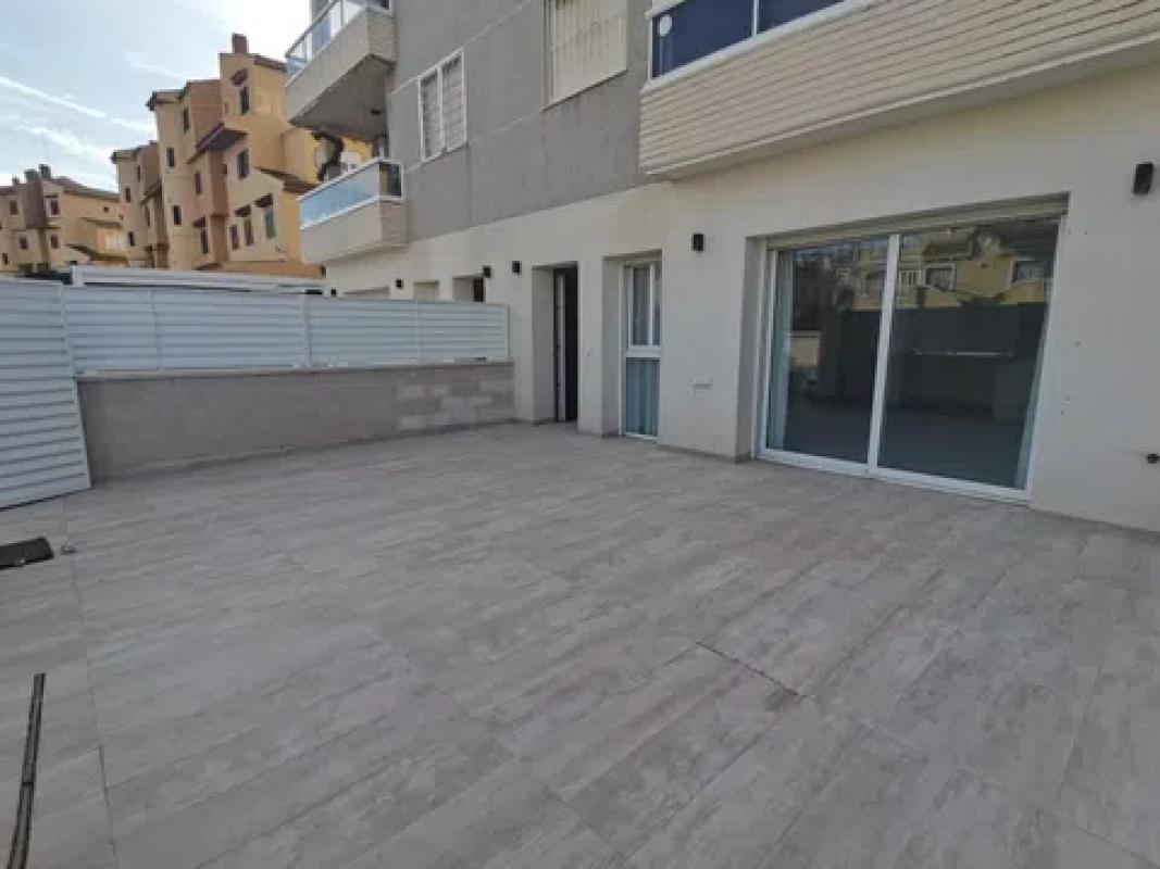 Продажа квартиры на Calle Perseo, 3, Торревьеха
photo 4