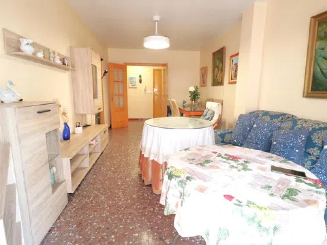 Sprzedaż mieszkania w Calle Beniel, 9, Torrevieja
photo 4