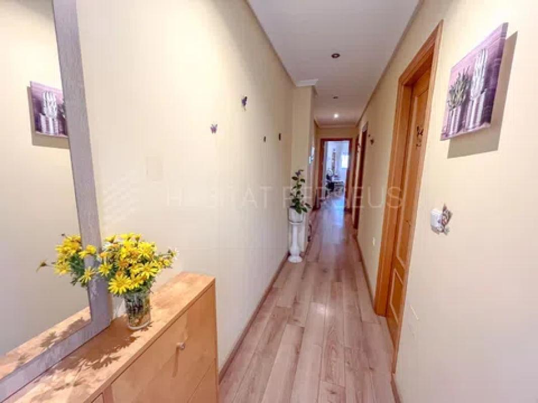 Продажа квартиры на Calle Puig Coronat, 4, Эль Кампельо
photo 5